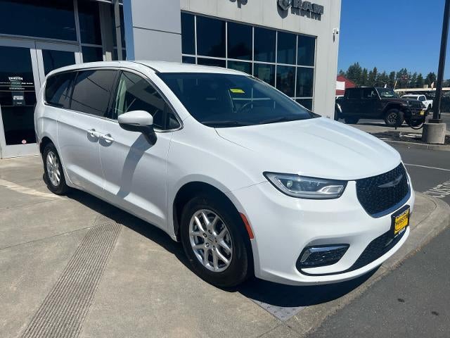 2023 Chrysler Pacifica Touring L FWD