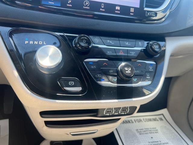 2023 Chrysler Pacifica Touring L FWD