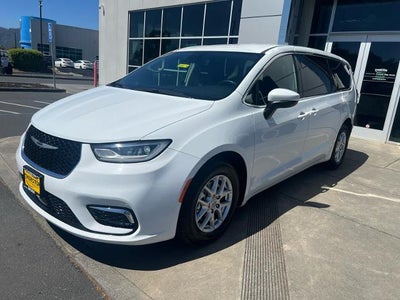 2023 Chrysler Pacifica Touring L FWD