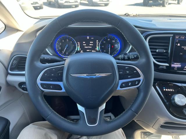 2024 Chrysler Pacifica Touring L FWD