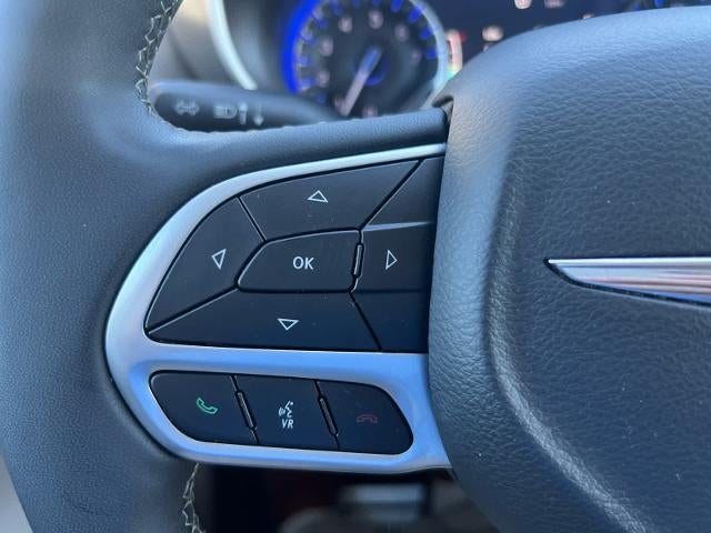 2024 Chrysler Pacifica Touring L FWD