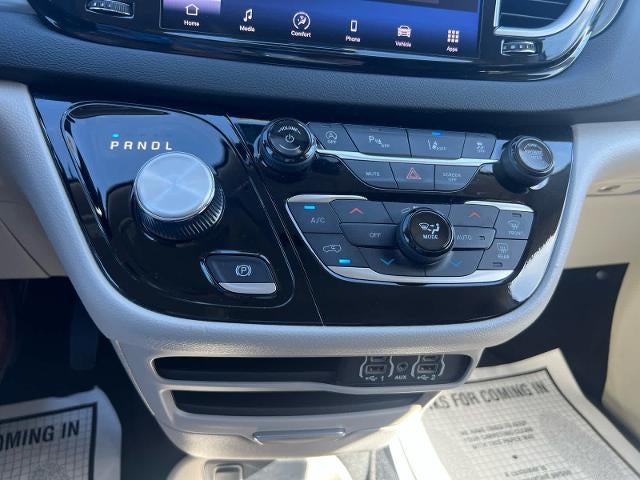2024 Chrysler Pacifica Touring L FWD