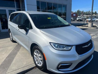 2024 Chrysler Pacifica Touring L FWD