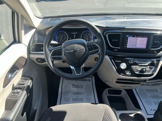 2023 Chrysler Voyager LX FWD