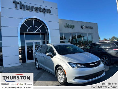 2023 Chrysler Voyager LX FWD