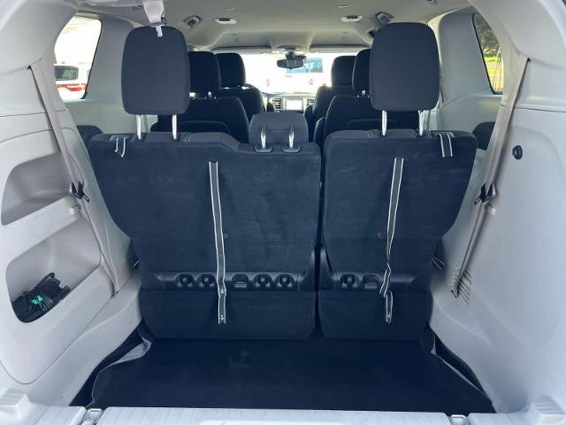 2023 Chrysler Voyager LX FWD