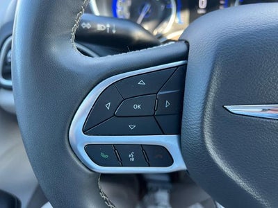 2023 Chrysler Voyager LX FWD