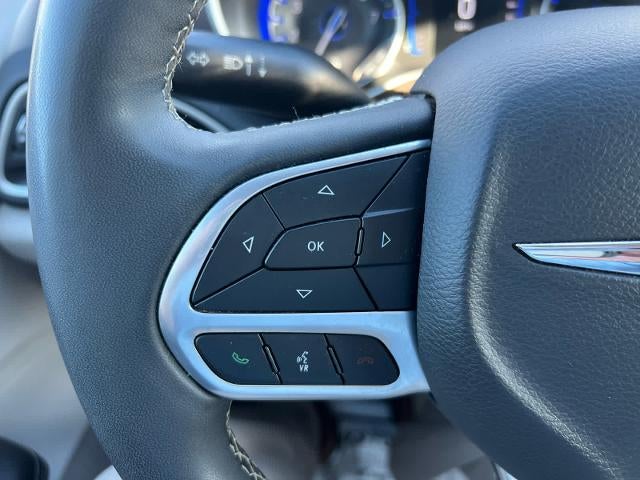 2023 Chrysler Voyager LX FWD