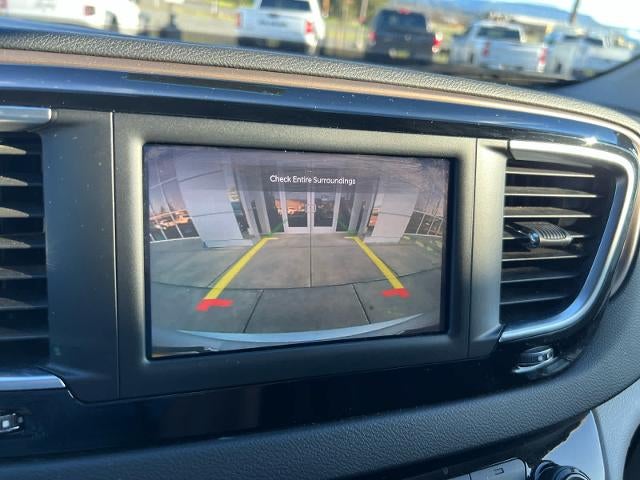 2023 Chrysler Voyager LX FWD