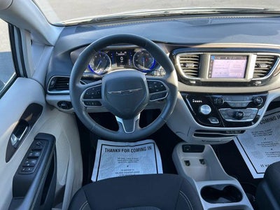 2023 Chrysler Voyager LX FWD