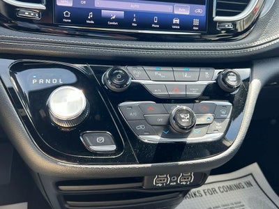 2024 Chrysler Pacifica Hybrid S Appearance Pkg FWD