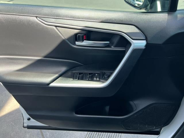 2024 Toyota RAV4 XLE FWD (GS)