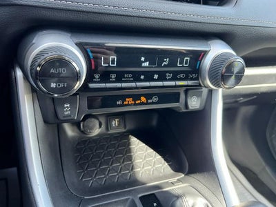 2024 Toyota RAV4 XLE FWD (GS)