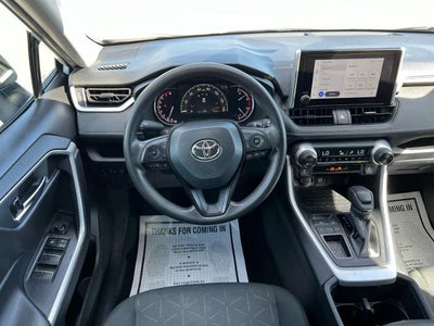2024 Toyota RAV4 XLE FWD (GS)