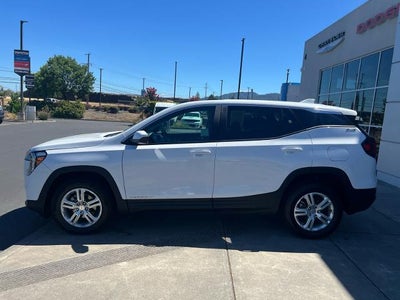 2024 GMC Terrain AWD 4dr SLE