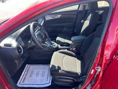 2024 Kia Forte LXS IVT
