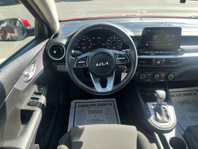 2024 Kia Forte LXS IVT