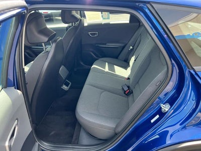 2025 Kia K4 LXS FWD