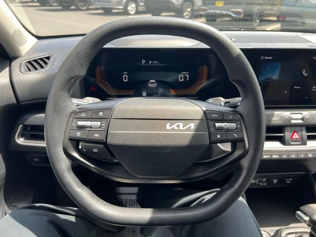 2025 Kia K4 LXS FWD