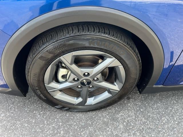 2025 Kia K4 LXS FWD