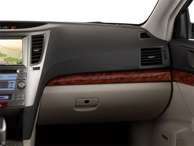 2011 Subaru Outback 2.5i Limited Automatic w/Power Moonroof Pkg and Navigation Pkg