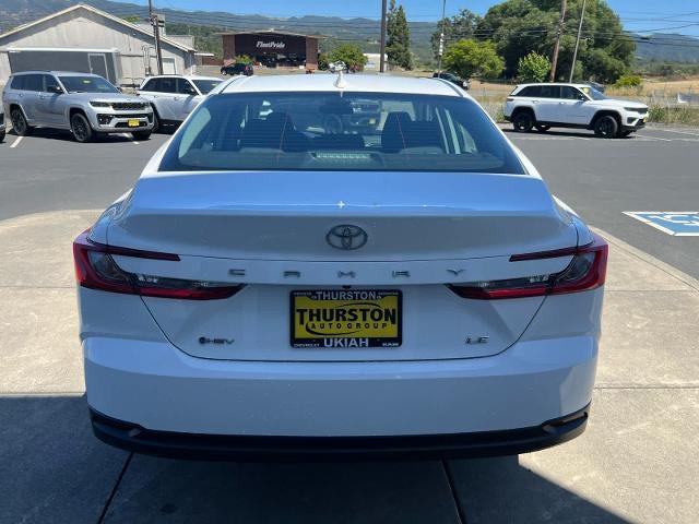2025 Toyota Camry LE (SE)