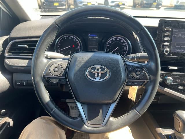 2023 Toyota Camry SE Auto (SE)