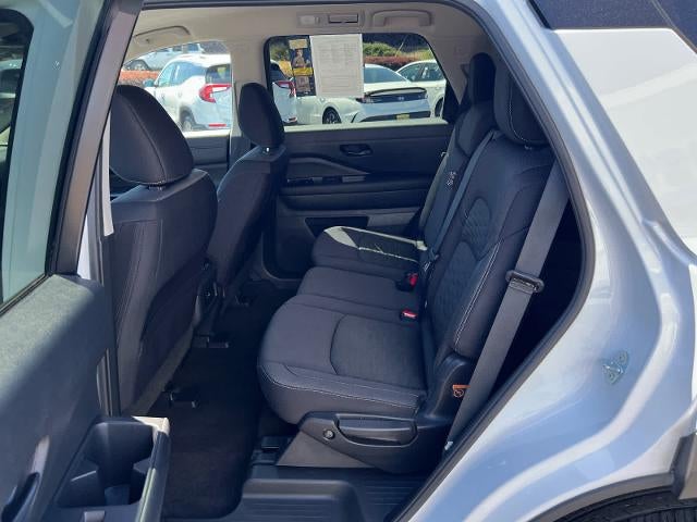 2025 Nissan Pathfinder SV 4WD