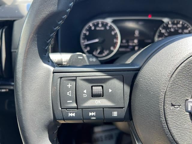 2025 Nissan Pathfinder SV 4WD