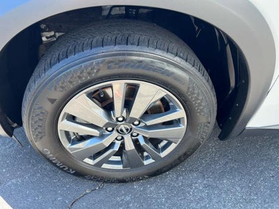 2025 Nissan Pathfinder SV 4WD