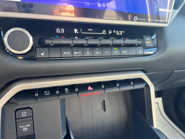 2024 Toyota Sequoia SR5 4WD (SE)