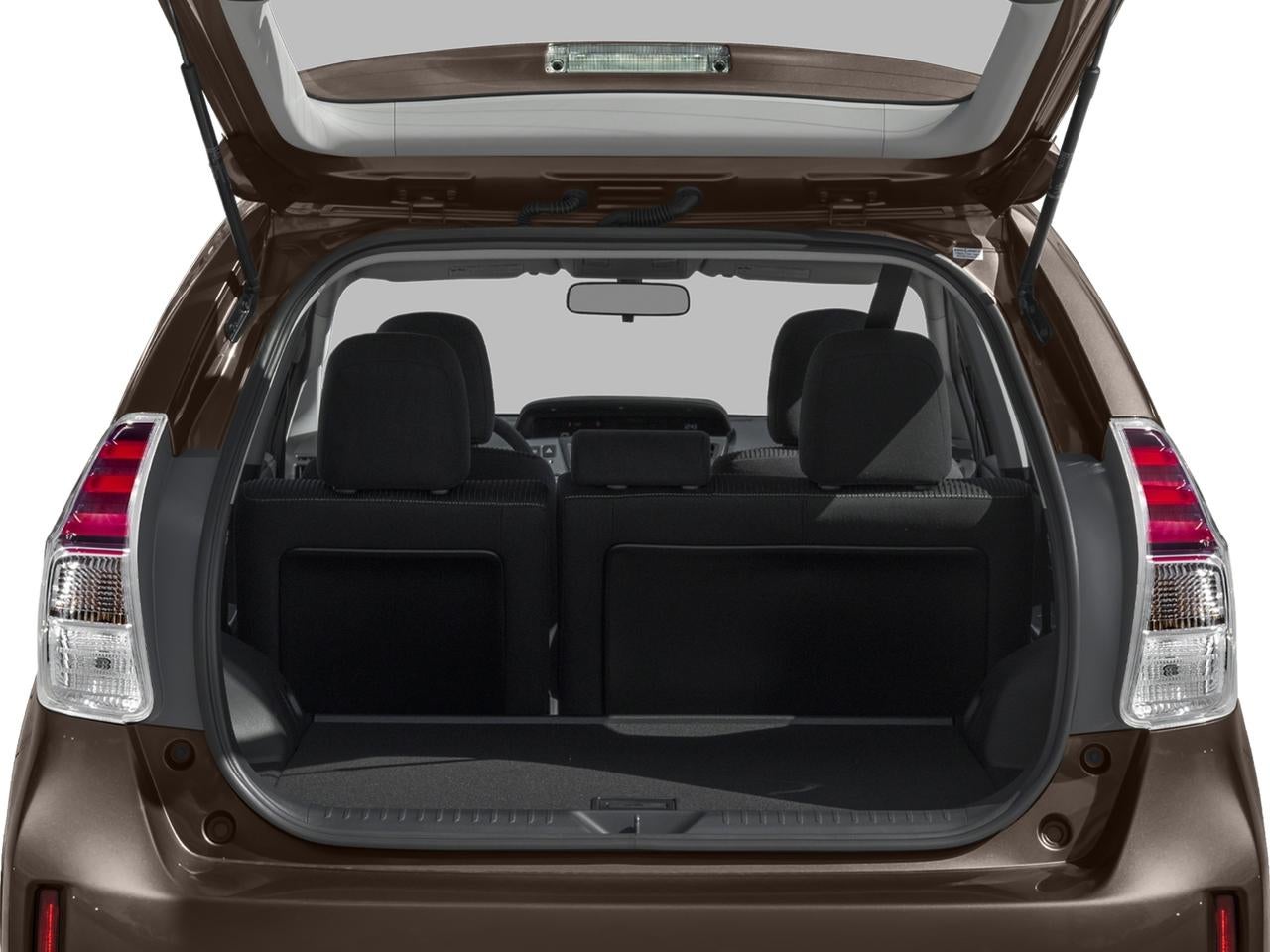 2016 Toyota Prius v 5dr Wgn Three (SE)