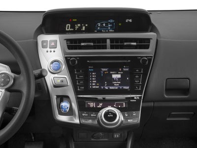 2016 Toyota Prius v 5dr Wgn Three (SE)