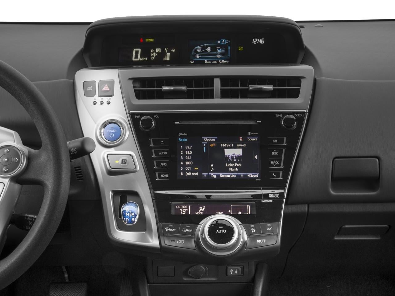 2016 Toyota Prius v 5dr Wgn Three (SE)