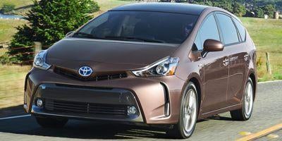 2016 Toyota Prius v 5dr Wgn Three (SE)